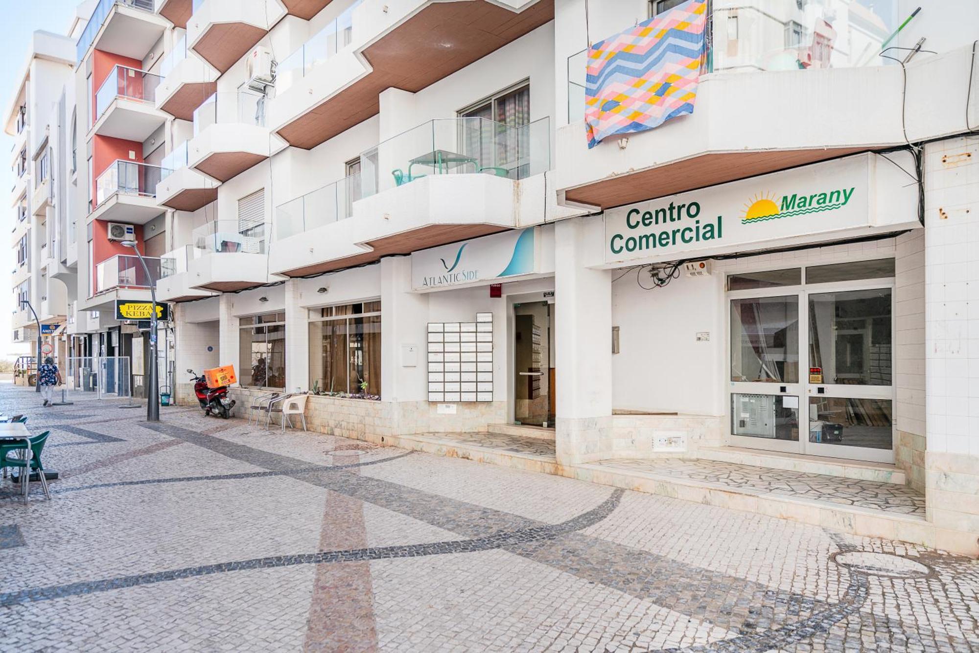 New Luxury Penthouse Beachfront In The Algarve Armação de Pêra Extérieur photo
